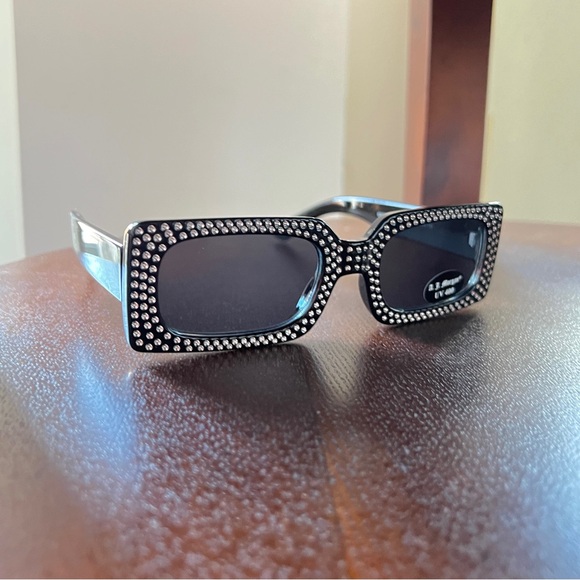 AJ Morgan ASOS black rectangular rhinestone frame diva sunglasses - Picture 11 of 11